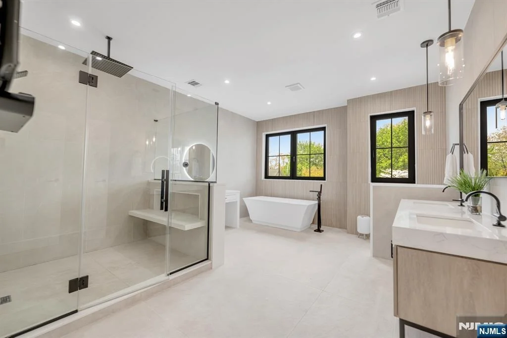 Photo of 336 Lockwood