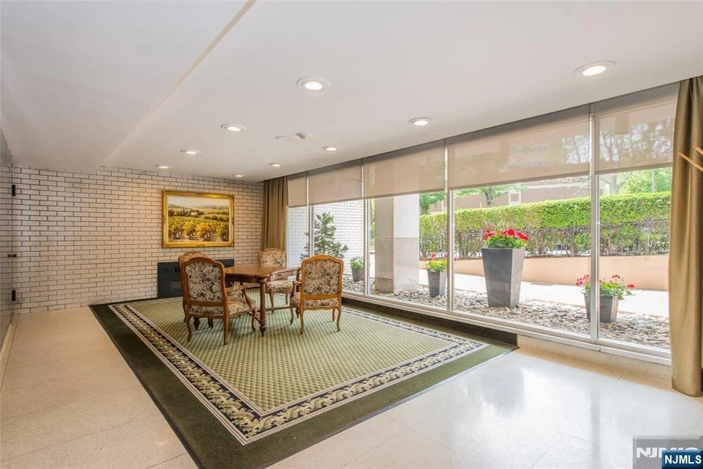 Photo of 301 Beech