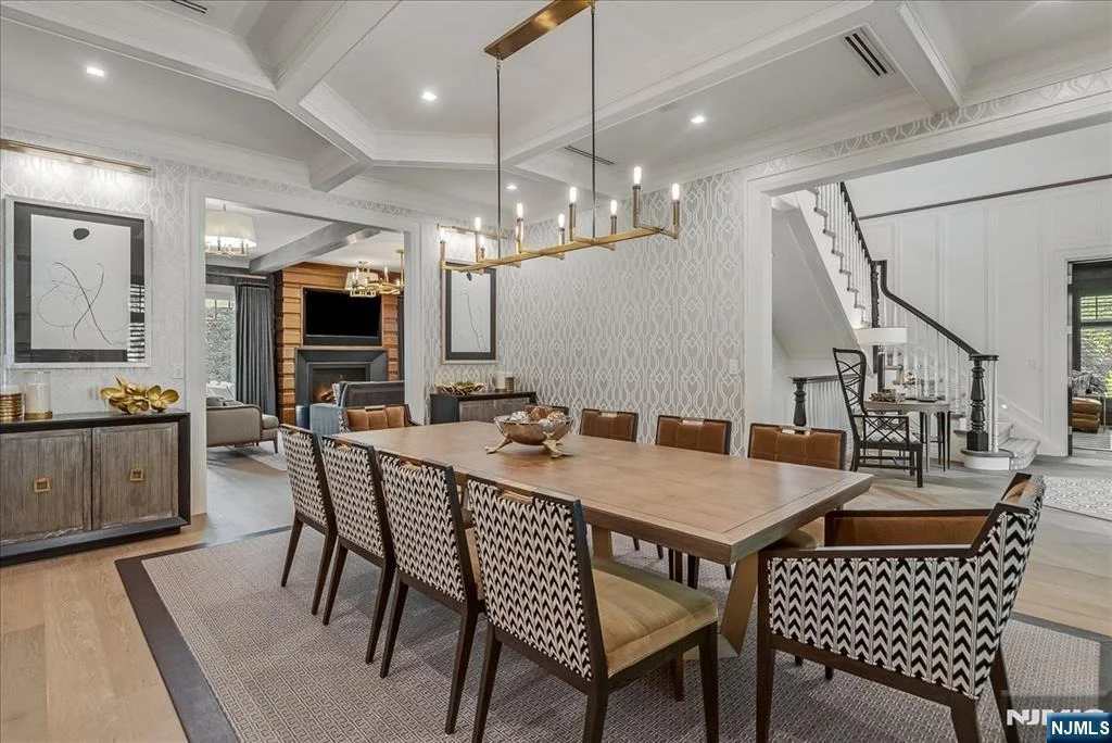 Photo of 555 Miller