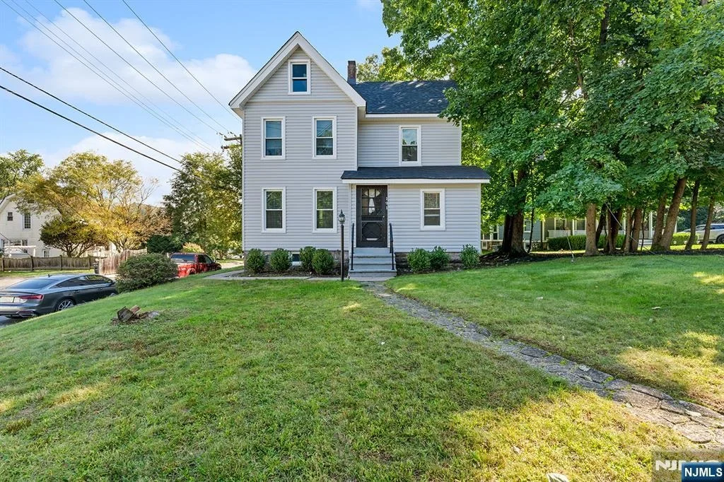 Photo of 191 West