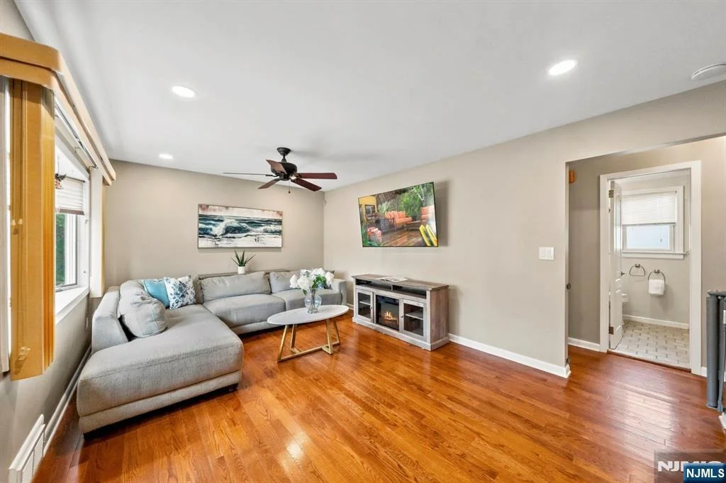 Photo of 171 Olive