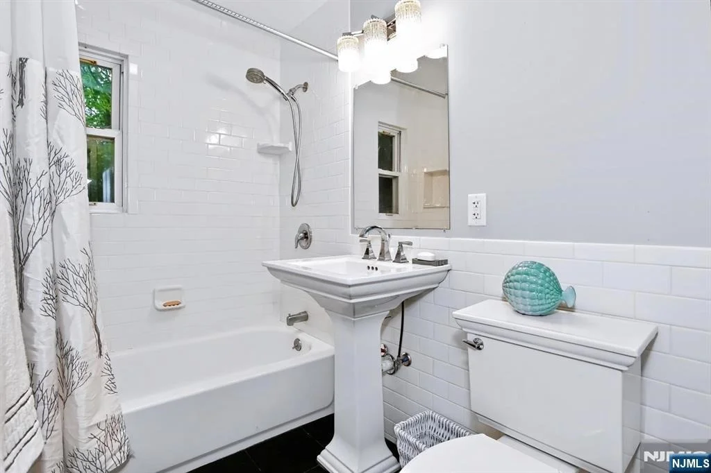 Photo of 30 Highwood