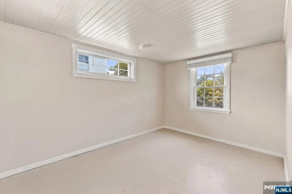 Photo of 32 Stanley