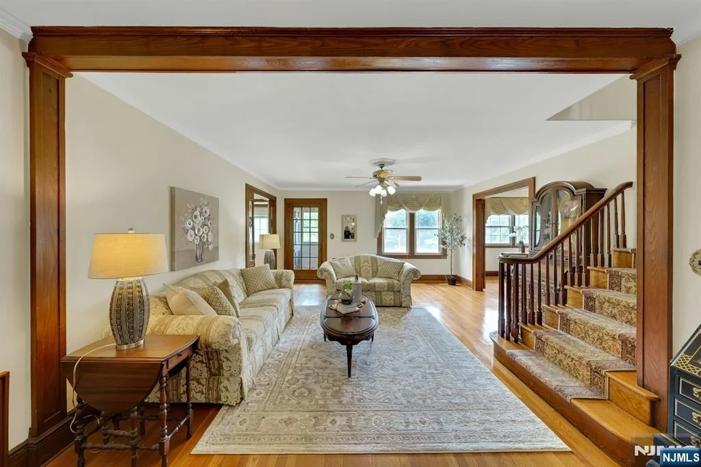 Photo of 224 Euclid
