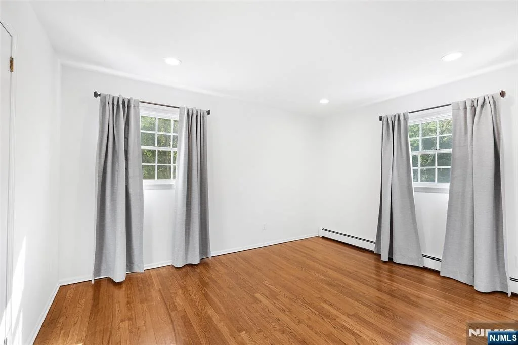 Photo of 10 Cedar
