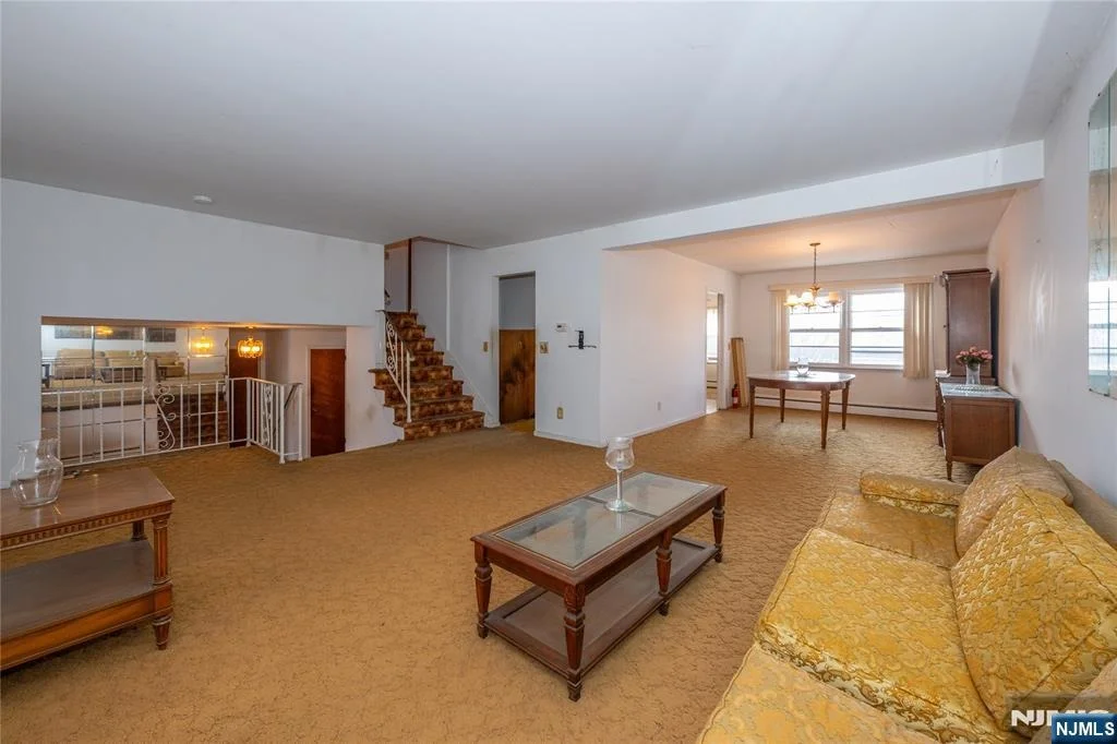 Photo of 409 W Anderson