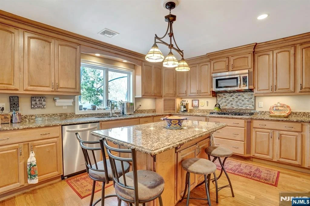 Photo of 237 Cedar