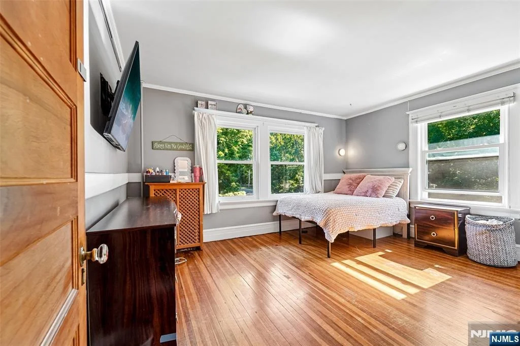 Photo of 30 Olney