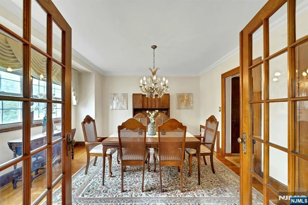 Photo of 224 Euclid