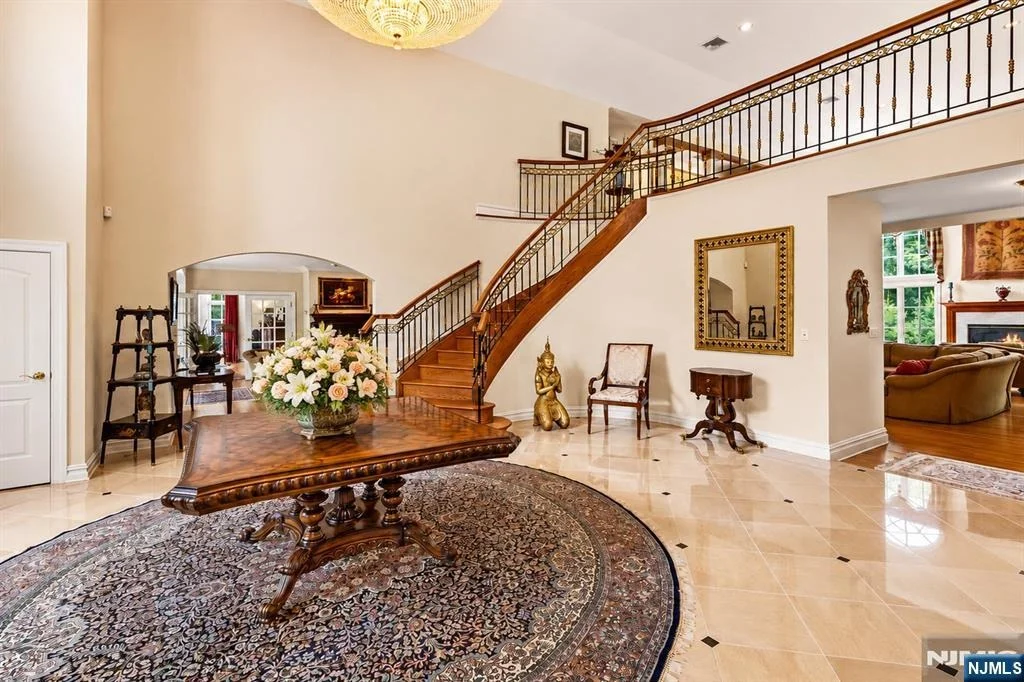 Photo of 38 Bridle