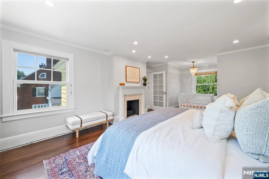 Photo of 48 Edgemont