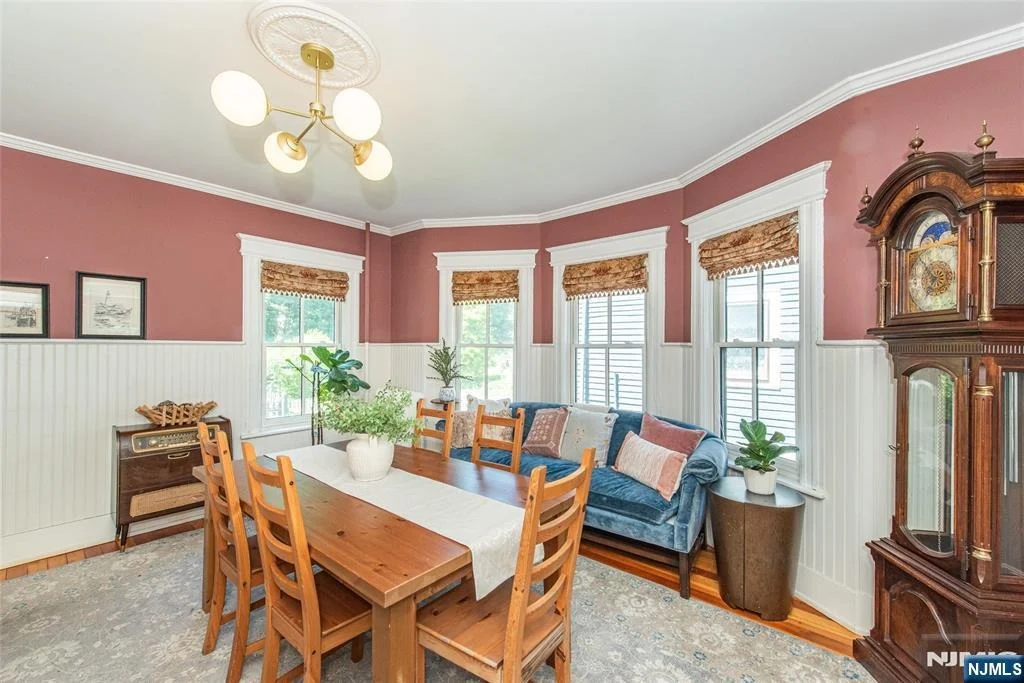 Photo of 35 Brookside