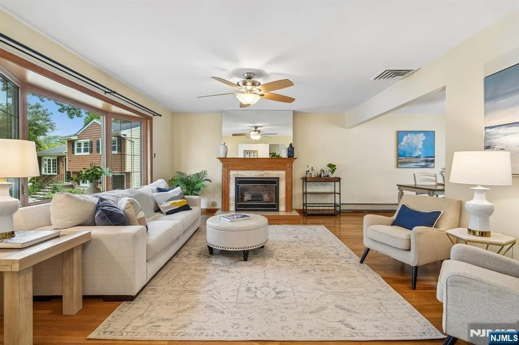 Photo of 49 Skyview