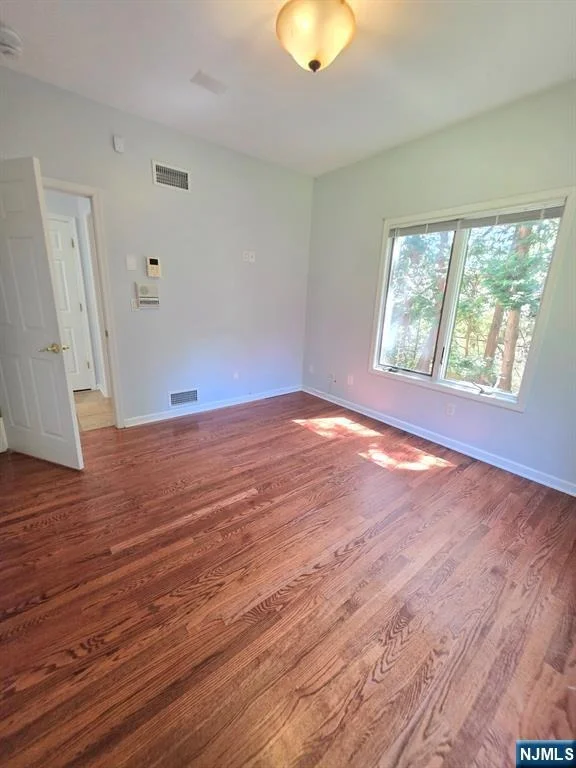 Photo of 335 Bullard