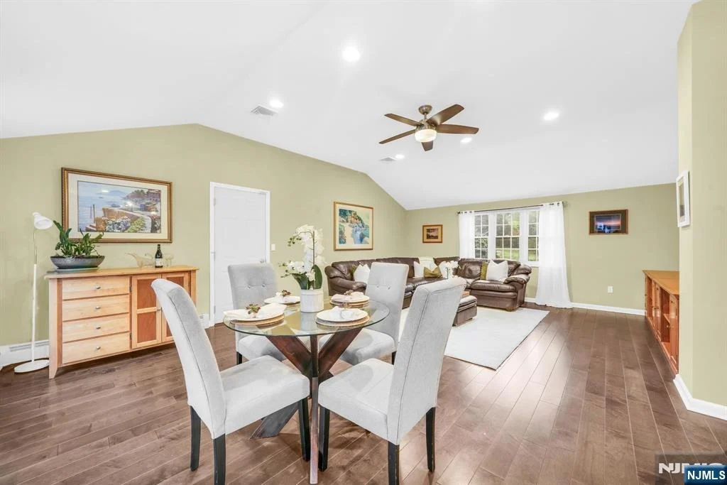 Photo of 68 Fieldstone