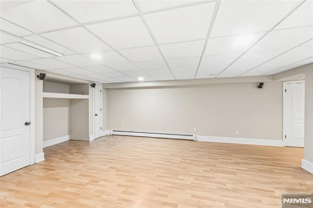 Photo of 27 Pine Hill