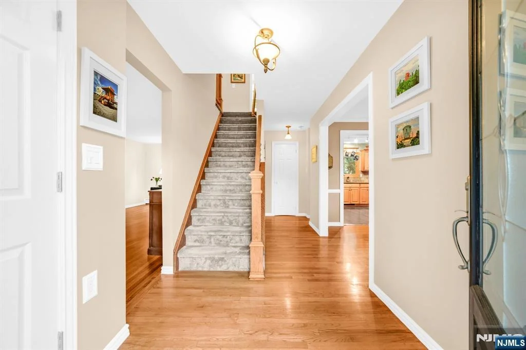 Photo of 68 Fieldstone