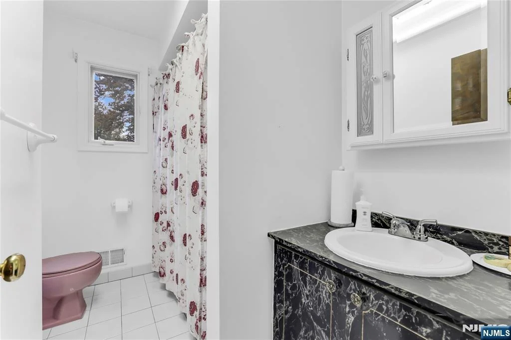Photo of 209 Cedar