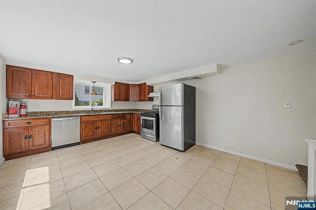 Photo of 154 Ames