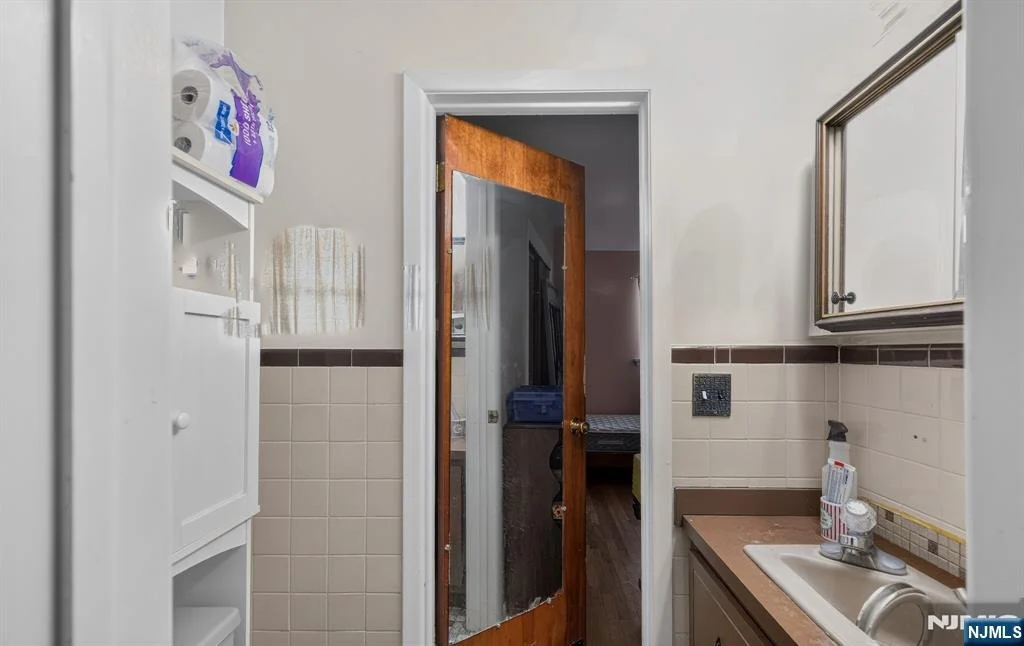 Photo of 214 Berdan