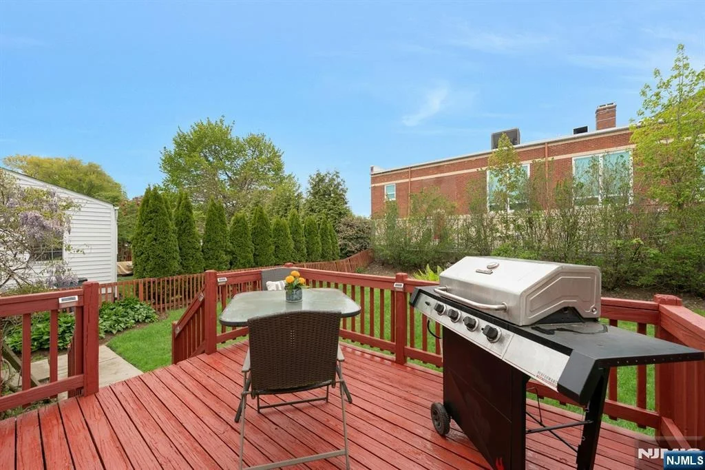 Photo of 17 Brookdale