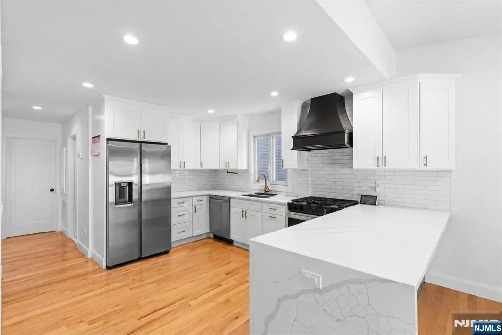 Photo of 385 Copeland