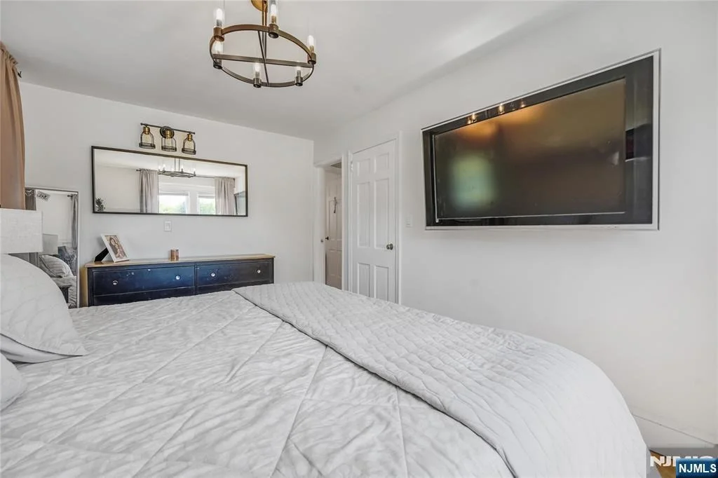 Photo of 776 Maple