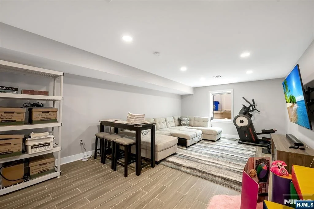 Photo of 230 Park