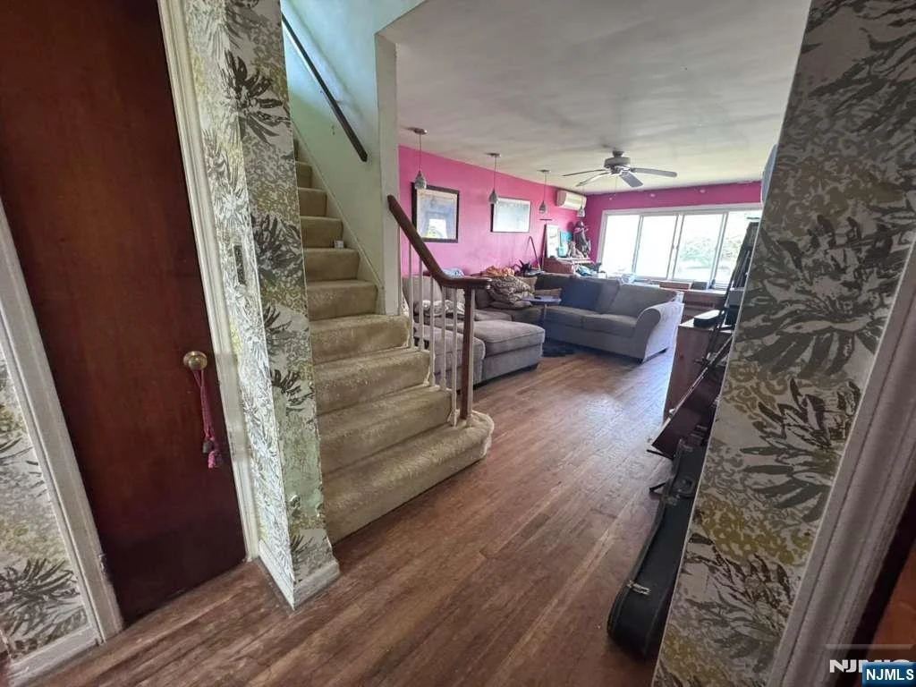 Photo of 841 Prince