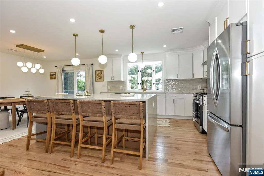 Photo of 75 Demarest