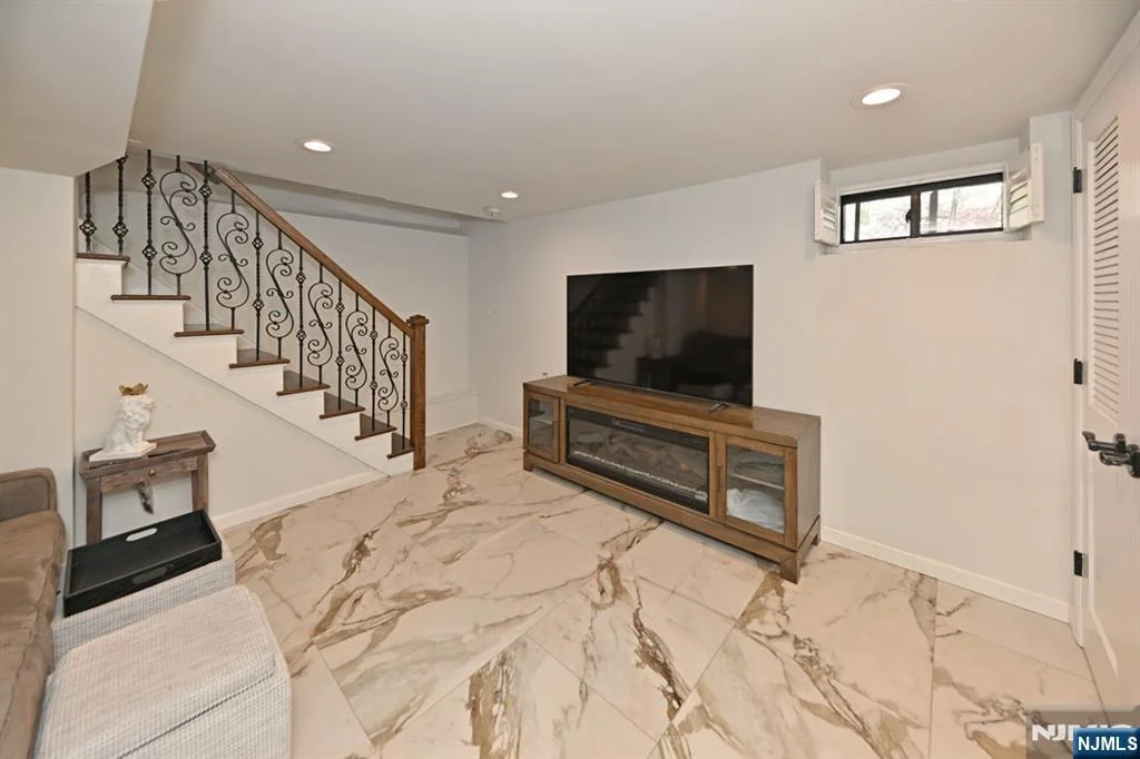 Photo of 12 Morningside