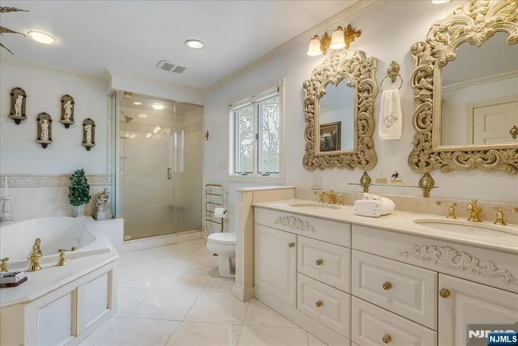 Photo of 670 Swathmore