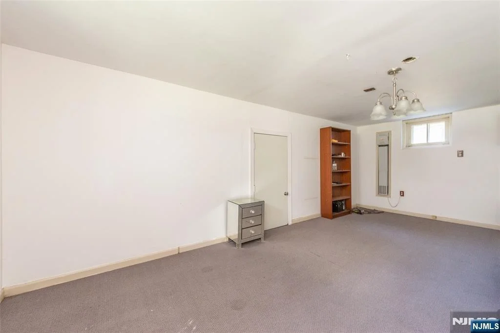 Photo of 35 Benson