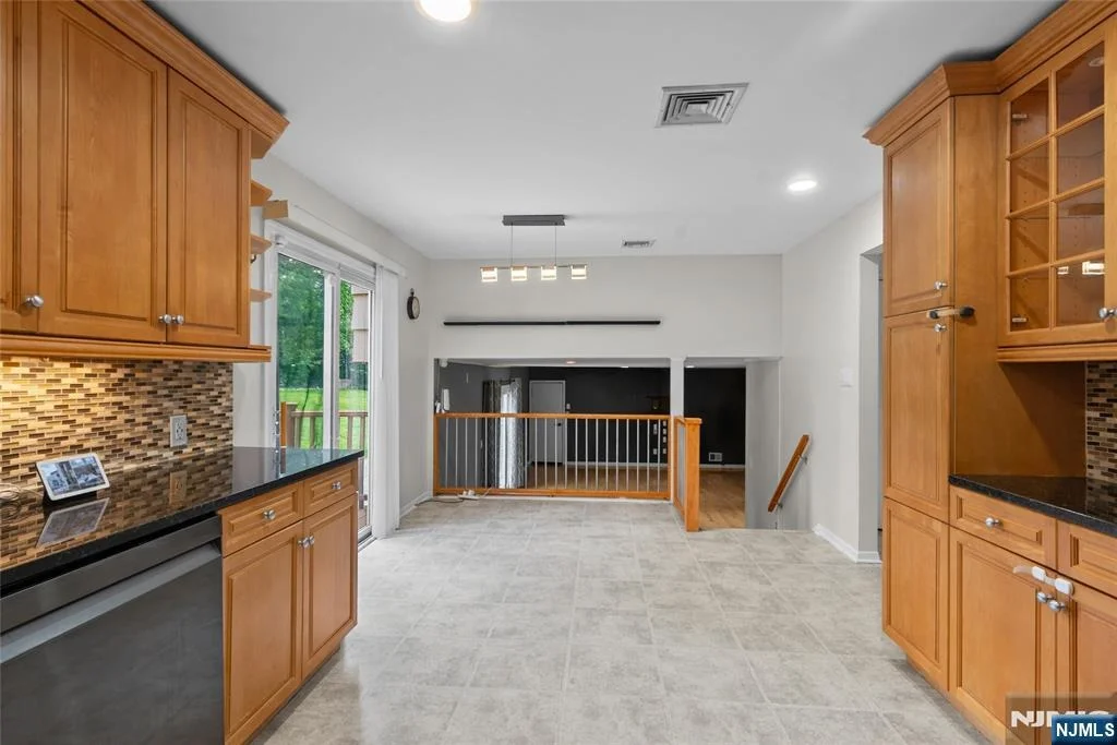 Photo of 260 Saint Cloud