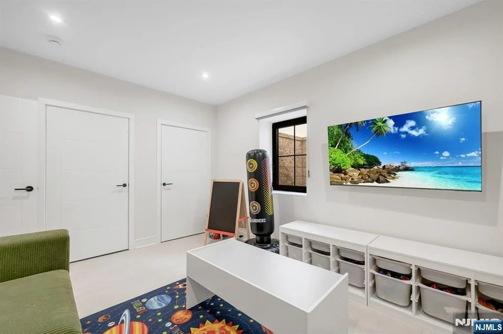 Photo of 336 Lockwood