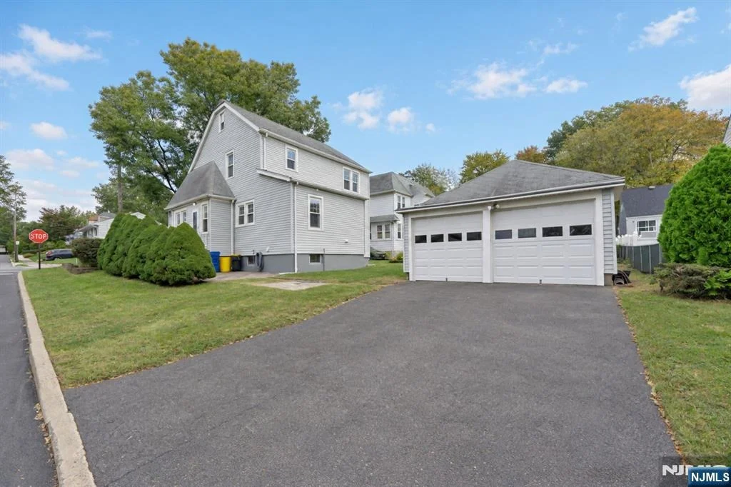 Photo of 88 Lindbergh