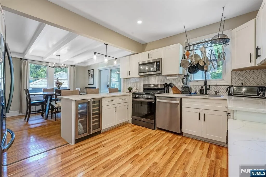 Photo of 776 Maple