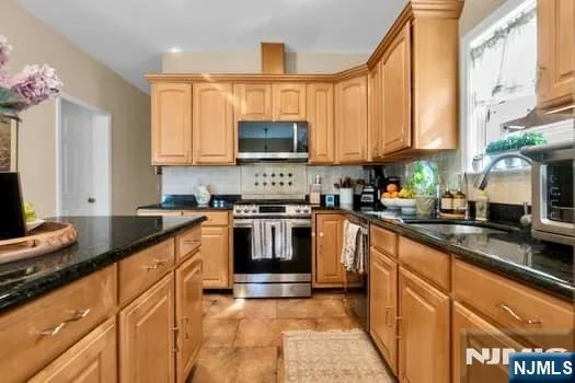 Photo of 30 Waldwick