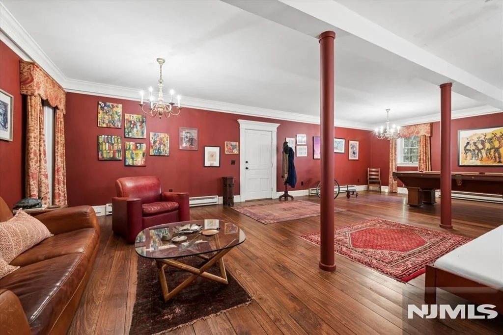 Photo of 568 Waterloo