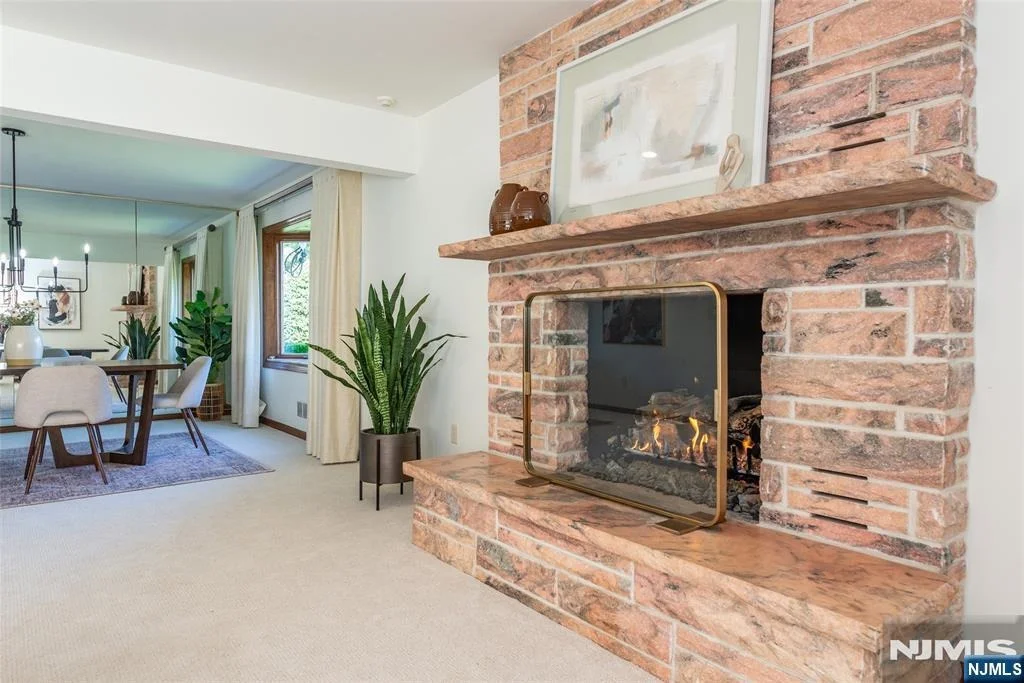Photo of 182 Ridge