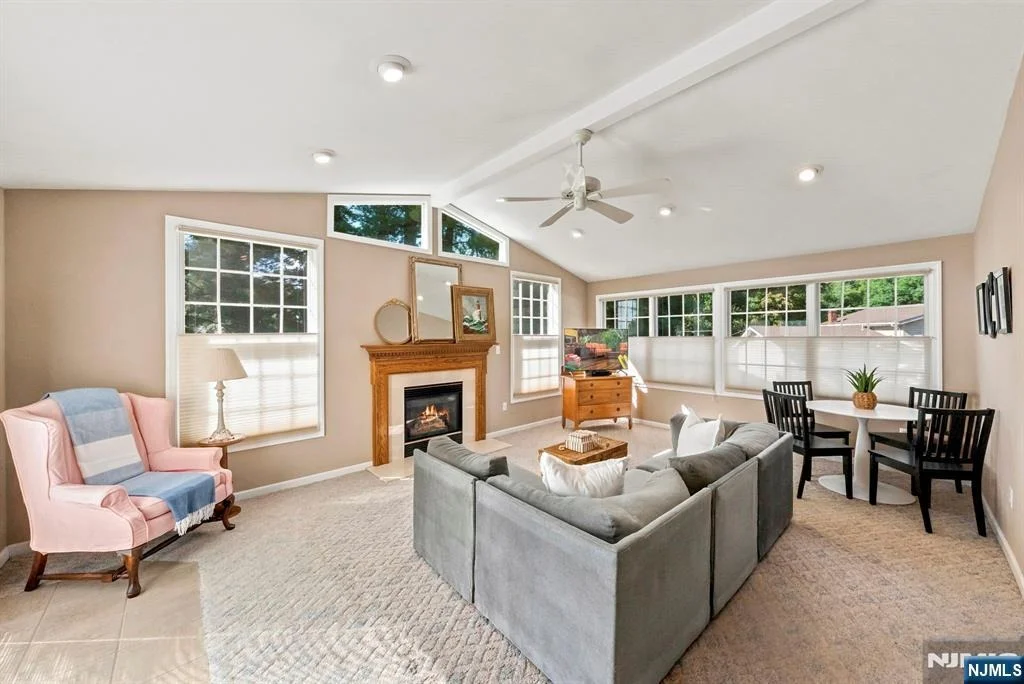 Photo of 33 Waling
