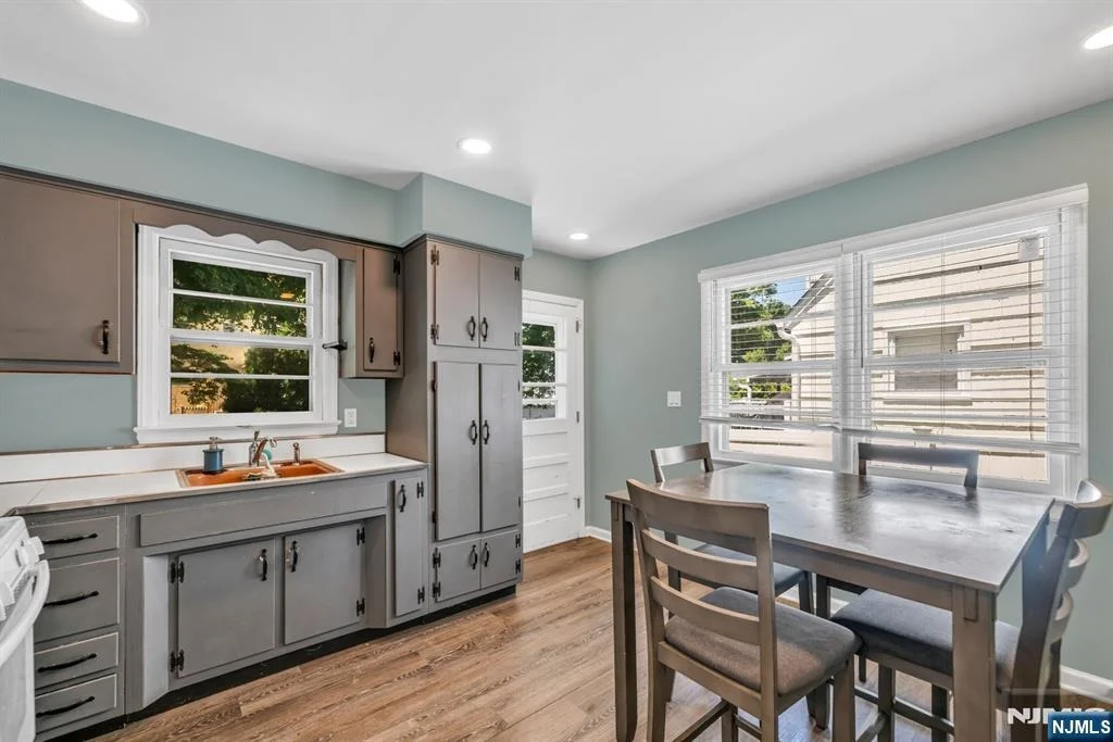 Photo of 101 Pinecrest