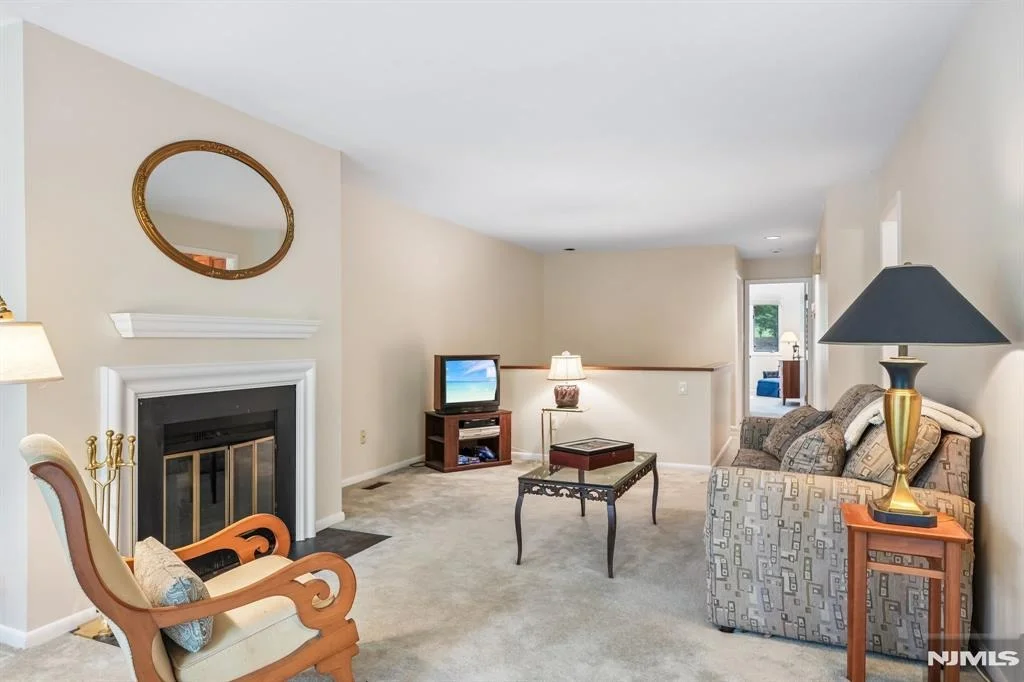 Photo of 220 Mountain View