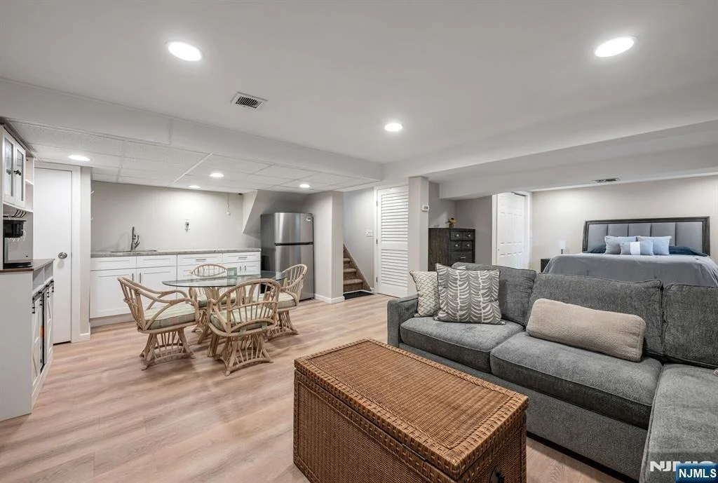 Photo of 14 Aspen