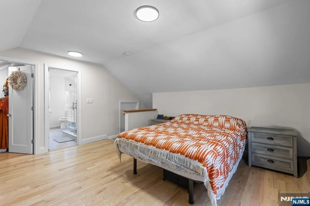 Photo of 385 Copeland