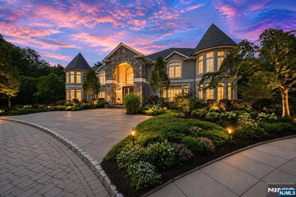 Photo of 38 Bridle
