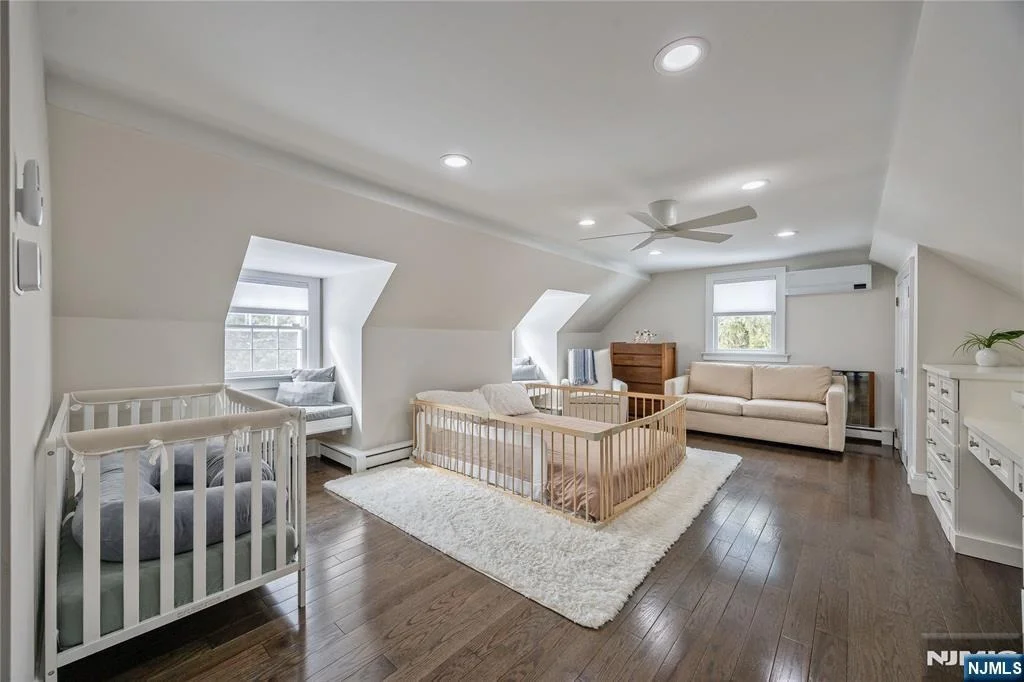 Photo of 202 Chestnut Ridge