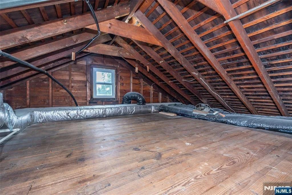 Photo of 33 Waverly