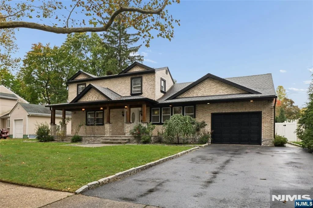 Photo of 707 Chadwick