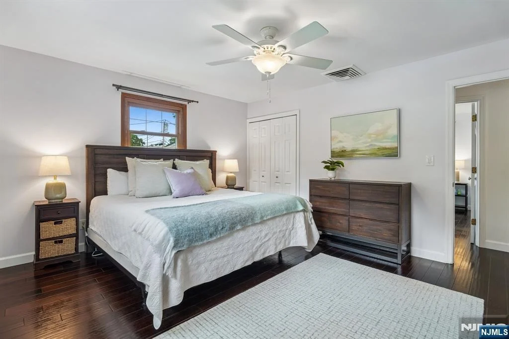 Photo of 49 Skyview